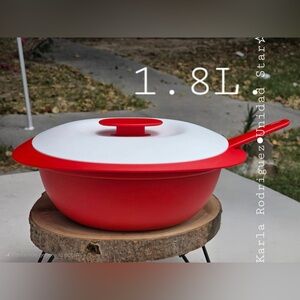 Tupperware LEGACY SERVING DISH